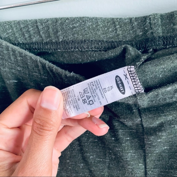 Old navy yoga pants leggings size XL - Picture 4 of 4